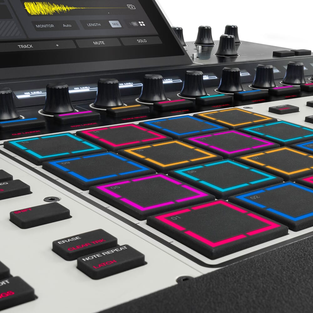 Akai MPC XL - The Disc DJ Store